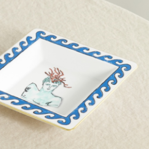 plat en porcelaine plaquée or vide poche small x luke edward hall