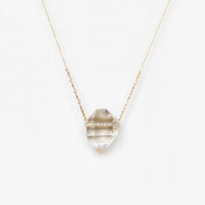 collier quartz crayon