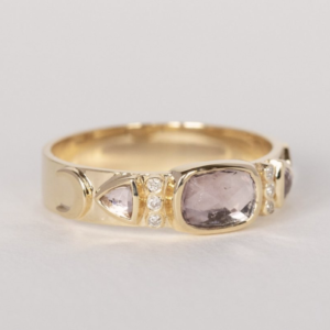 bague totem en tourmaline rose clair et diamants