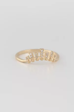 bague couronne irrégulière et diamants