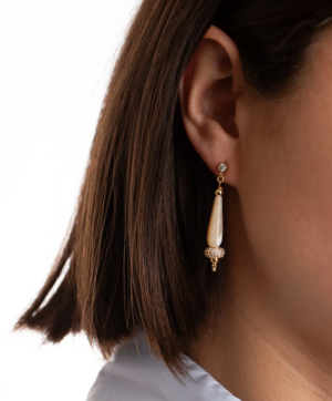 PUCES D’OREILLE EN NACRE LOUISON